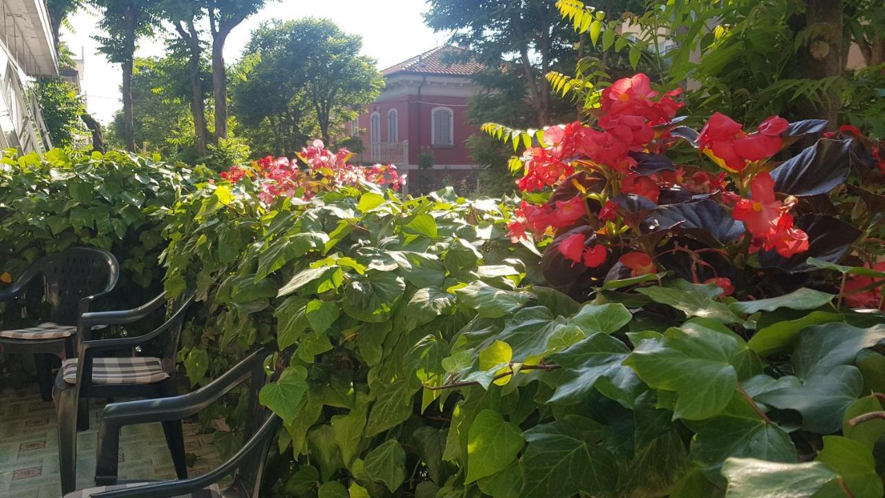 Albergo Rita Rímini Exterior foto